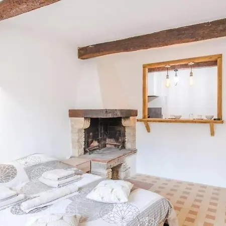 Authentique Au Coeur Du Village Provencal *